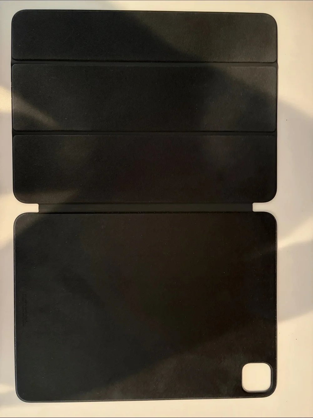 Black Smart Folio iPad Pro 11 inch 4th generation case Minor wear and tear